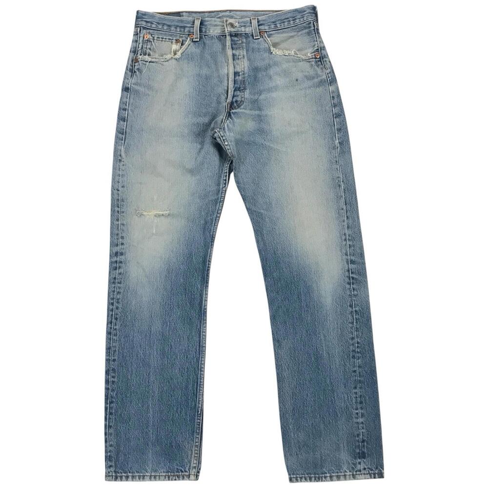 Vintage Levis 501 Button Fly Jeans 33 x 32 Medium Wash Straight Leg Made In USA